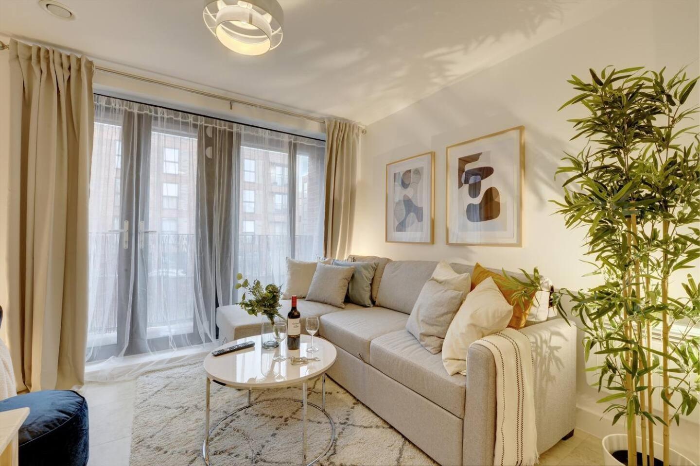 Apartamento Lovely Flat In Kiln Close With Free Parking *