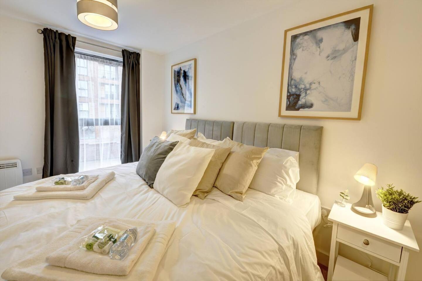 Lovely Flat In Kiln Close With Free Parking Apartamento Gloucester