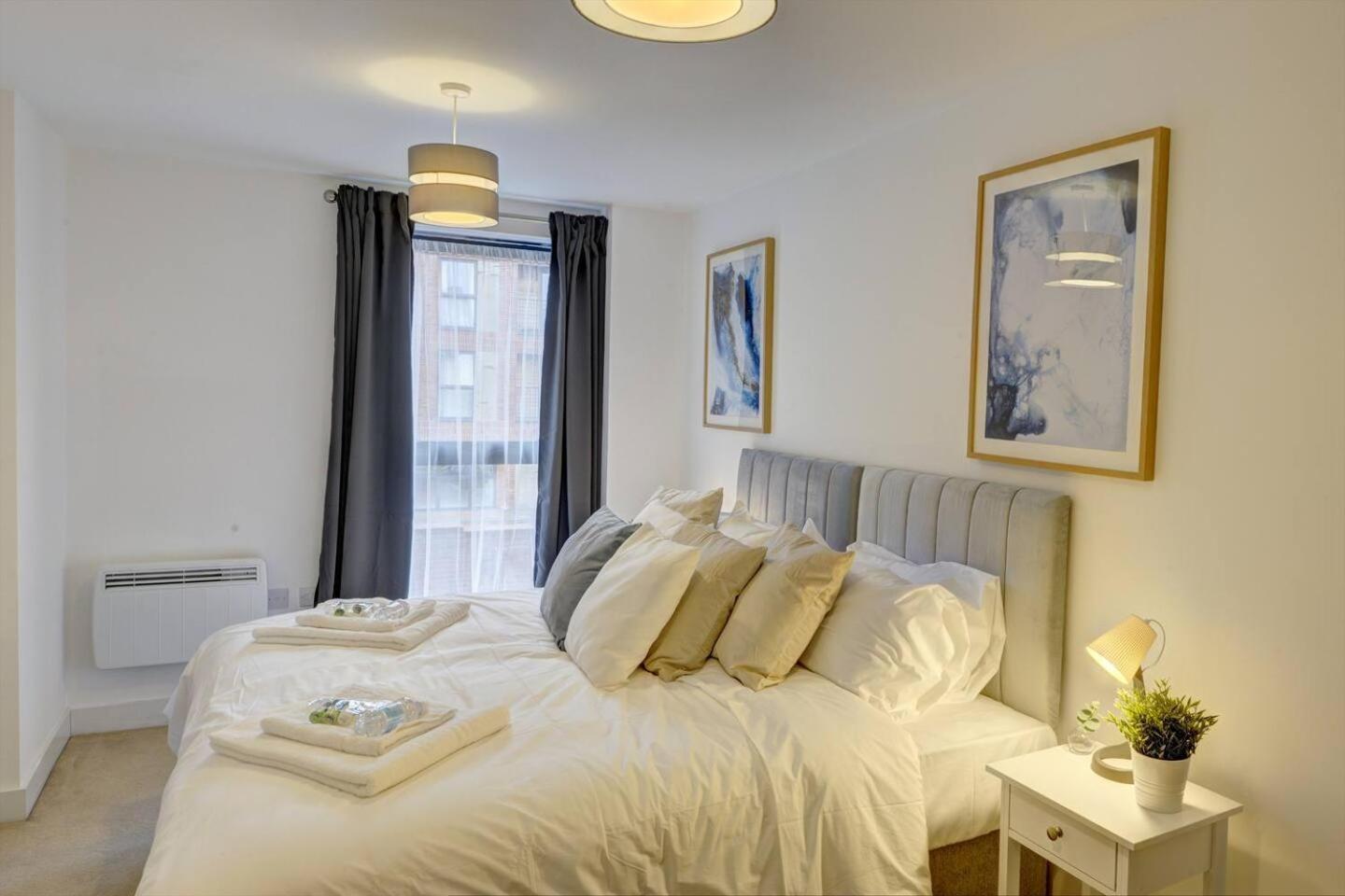 Apartamento Lovely Flat In Kiln Close With Free Parking Gloucester