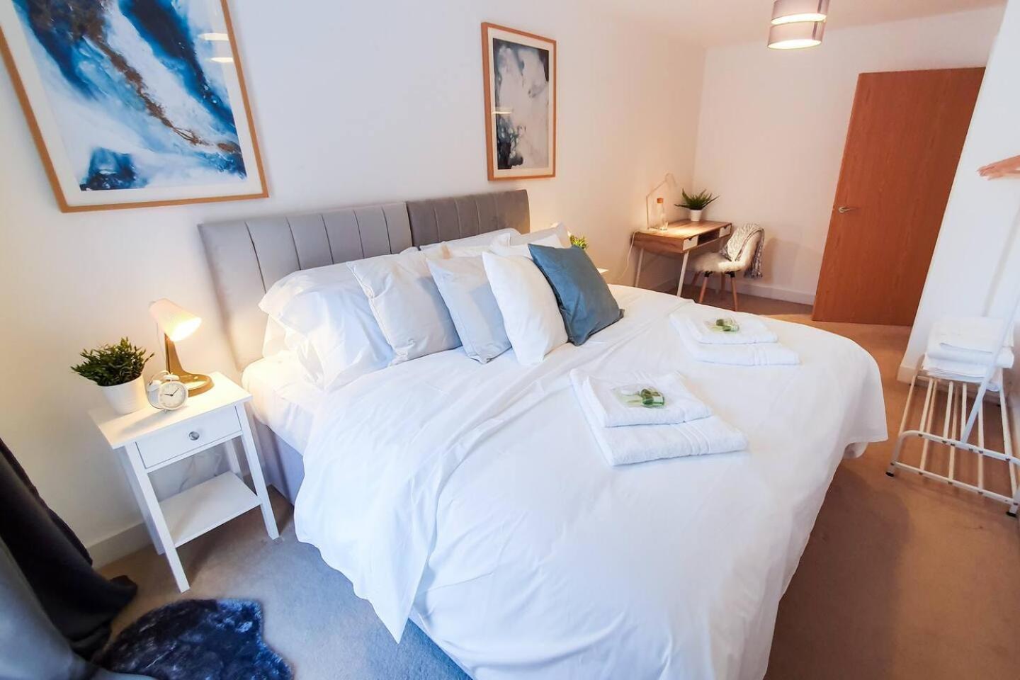 Apartamento Lovely Flat In Kiln Close With Free Parking